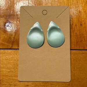 Mint‎ Green Teardrop Stud Earrings